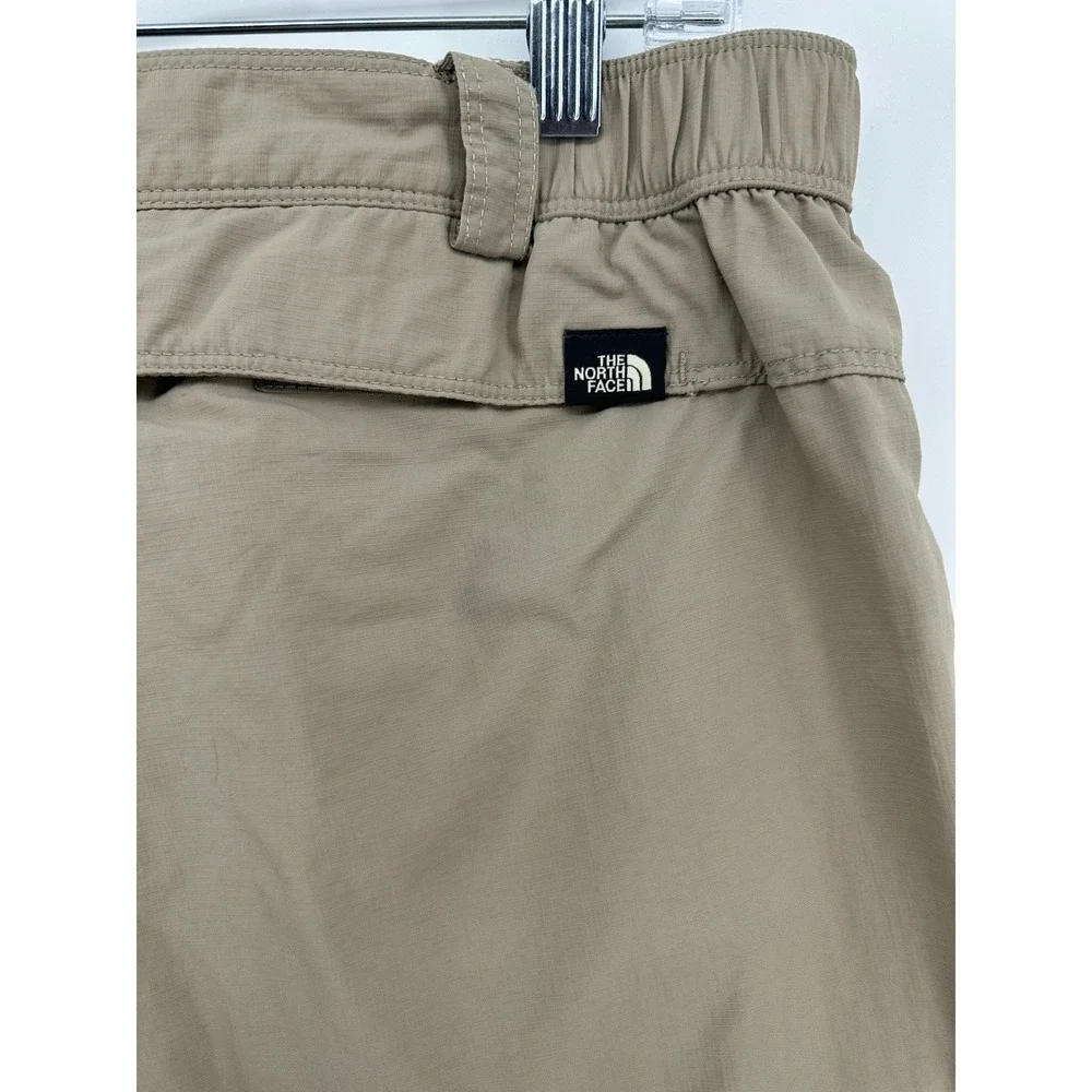 The North Face Mens Large Tan Ripstop Nylon Cargo Hiking Shorts 9 Inseam Khaki